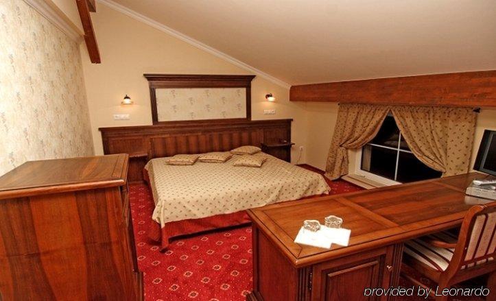 Hotel Casa De La Rosa Timisoara Phòng bức ảnh